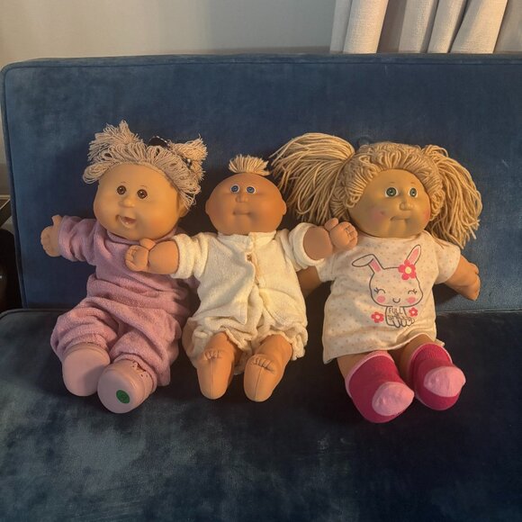 3 Vintage Cabbage Patch Dolls - Picture 1 of 5